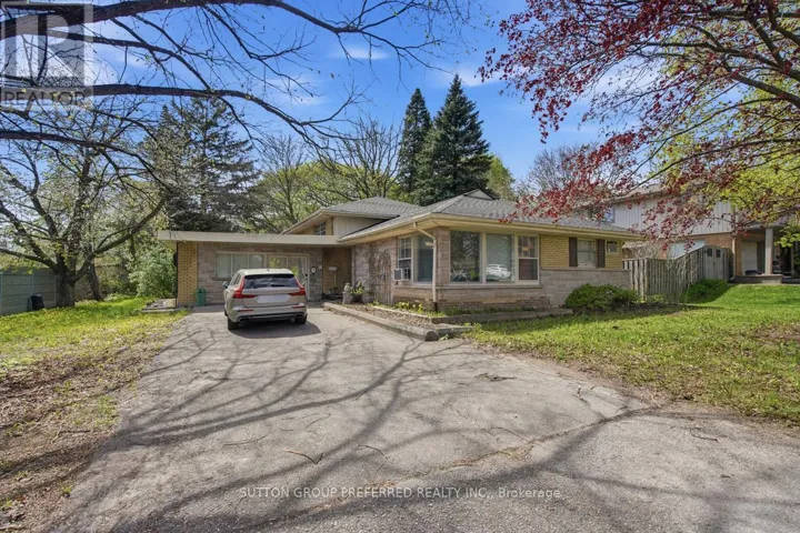 2 RUSKIN COURT, London North (North J), Ontario N6G1S8