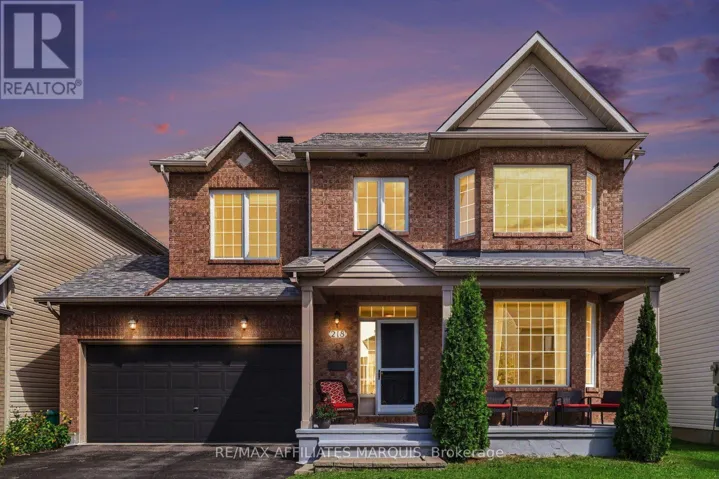 218 ANNAPOLIS CIRCLE, Ottawa, Ontario K1V1Y9