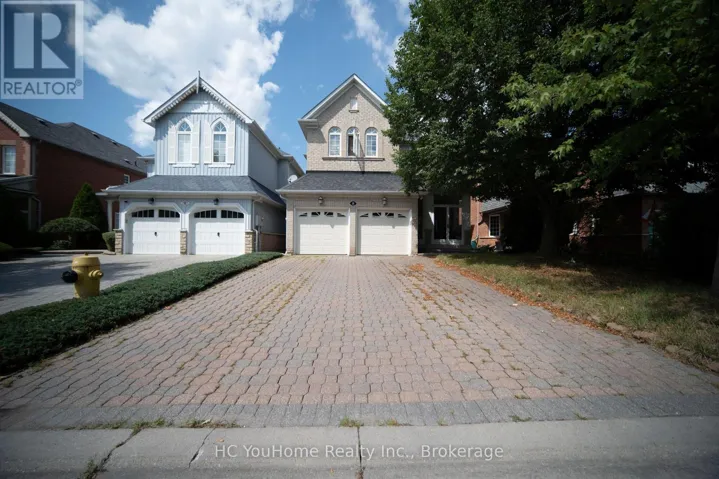 8 BRIAR PATH LANE, Markham (Berczy), Ontario L6C2C1