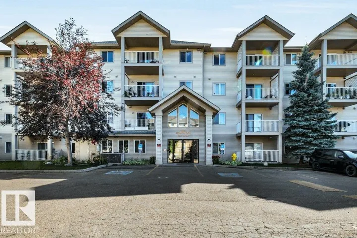 #122 12550 140 AV NW, Edmonton, Alberta T5X6J4