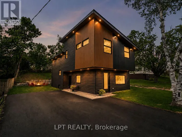 168 BERCZY STREET, Barrie (Wellington), Ontario L4M3R6