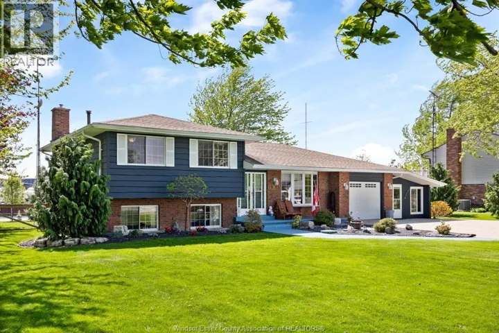 19085 BLUE WATER AVENUE, Lakeshore, Ontario N0P2L0