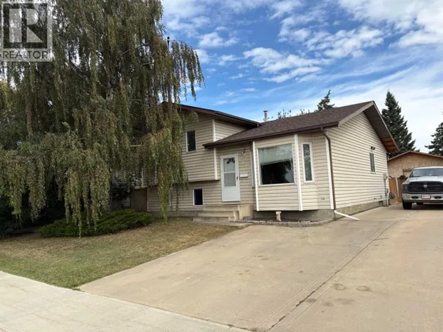 9413 93 Street, Grande Prairie, Alberta T0H3V0