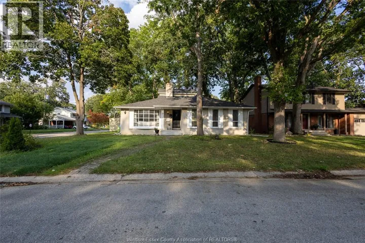 3400 ST PATRICK'S, Windsor, Ontario N9E3H4