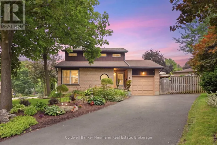 8 PICKWICK PLACE, Guelph (Willow West/Sugarbush/West Acres), Ontario N1H7V8