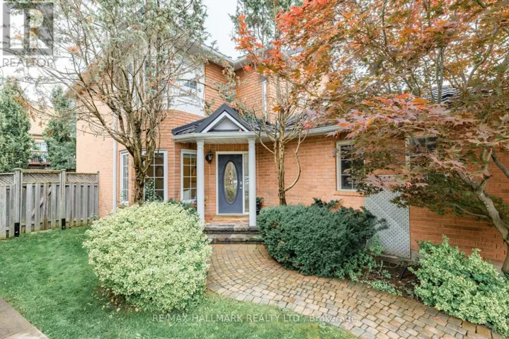 851 HILTON BOULEVARD, Newmarket (Stonehaven-Wyndham), Ontario L3X2H7