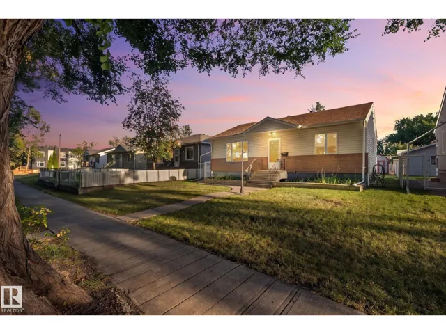 9719 65 AV NW, Edmonton, Alberta T6E0K5