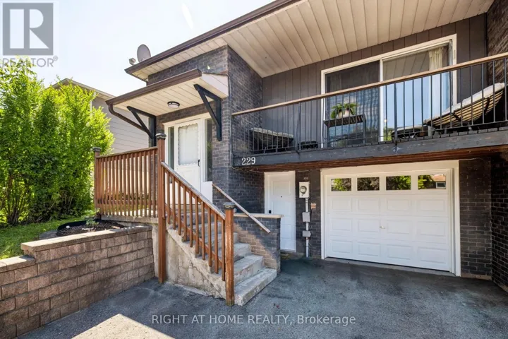 229 BRITANNIA AVENUE, Bradford West Gwillimbury (Bradford), Ontario L3Z1A4