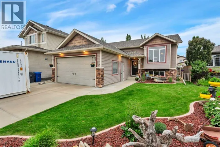 52 Irving Crescent, Red Deer, Alberta T4R3R9