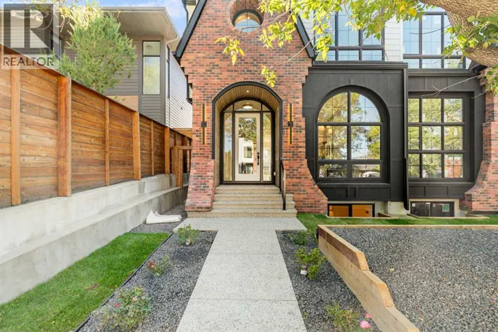 2813 35 Street SW, Calgary, Alberta T3E2Y4