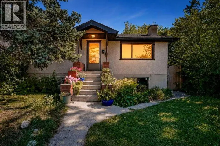1708 50 Street SE, Calgary, Alberta T2A1S8