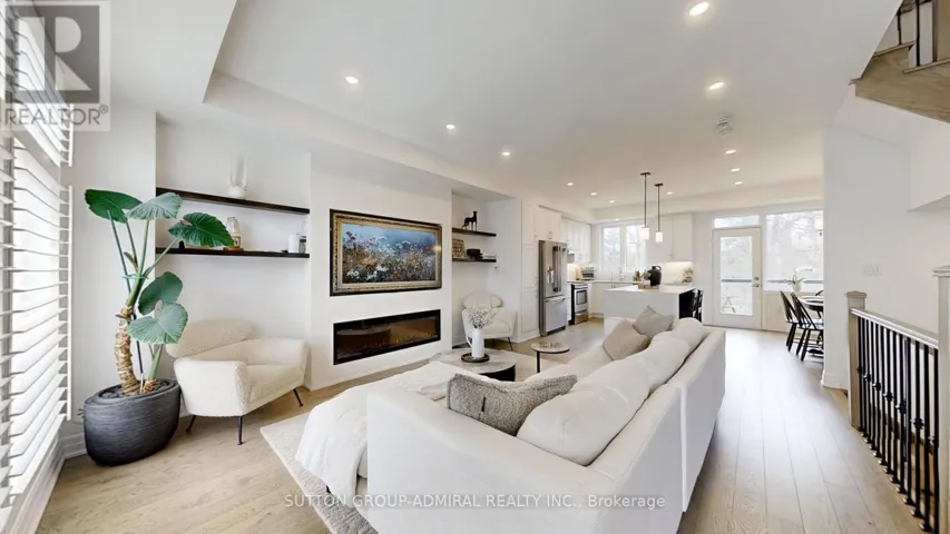 60 JUNEAU STREET, Vaughan (East Woodbridge), Ontario L4L0H6