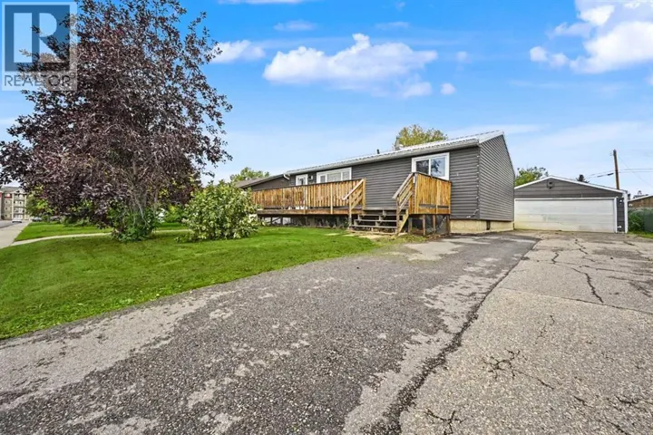 9516 98 Avenue, Grande Prairie, Alberta T8V0N9