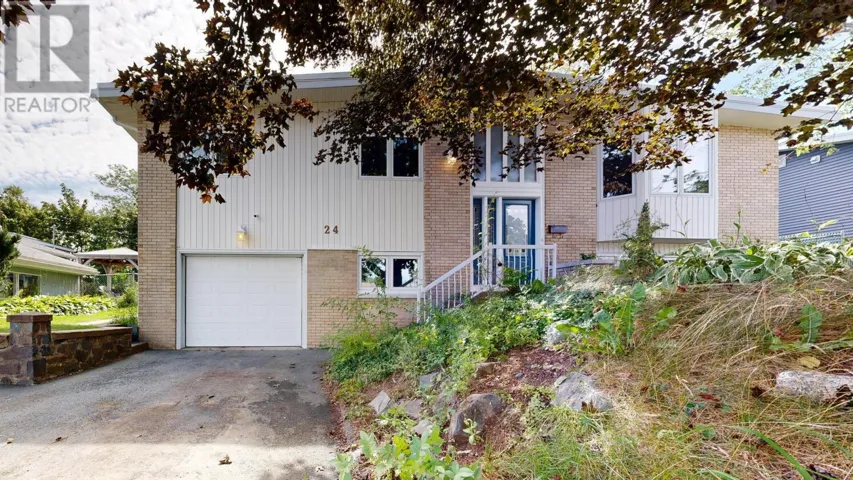 24 Deepwood Clayton Park Crescent, Clayton Park, Nova Scotia B3M2Y5