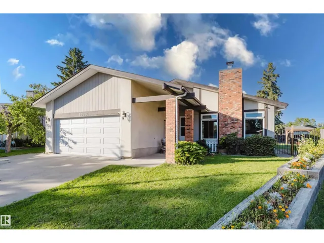 15256 122 ST NW, Edmonton, Alberta T5X1P5