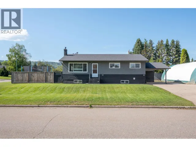 1314 PARSNIP CRESCENT, Prince George, British Columbia V2M4C4