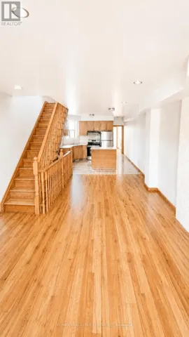 UPPER - 908 OSSINGTON AVENUE, Toronto (Dovercourt-Wallace Emerson-Junction), Ontario M6G3V1