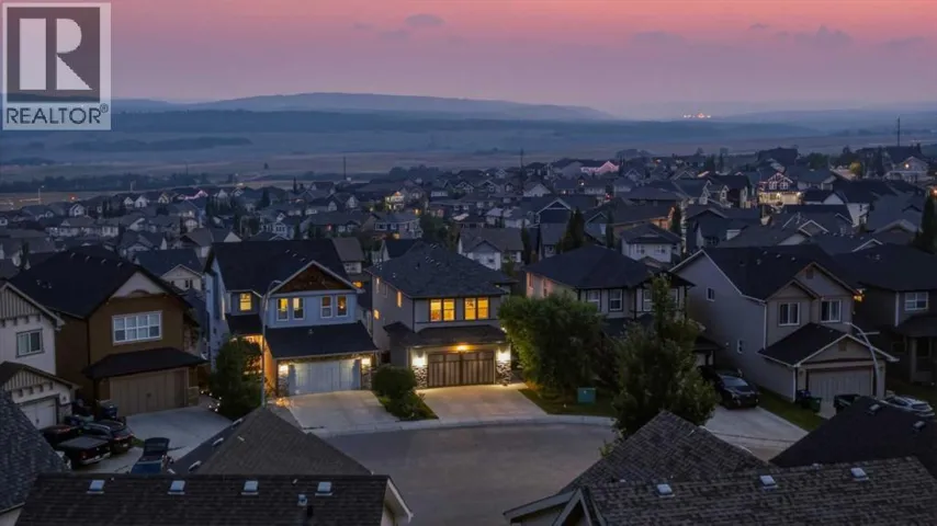 64 Heritage Green, Cochrane, Alberta T4C0L3