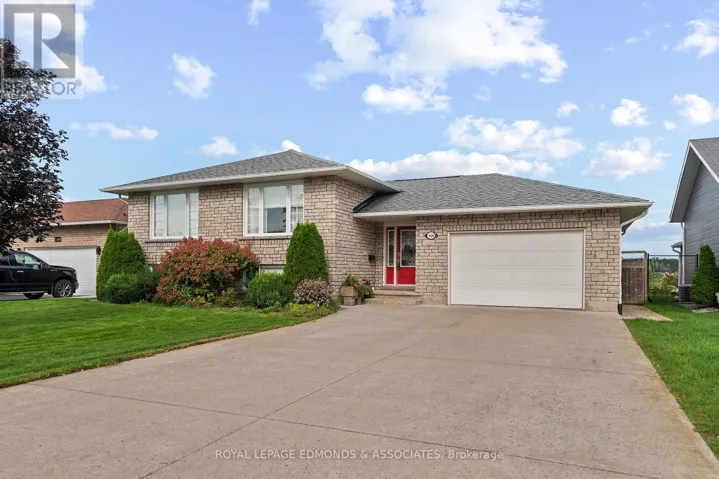 626 MOSS DRIVE, Pembroke, Ontario K8A8R7