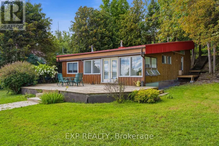 15 NEELY STREET, Ottawa, Ontario K0A1T0