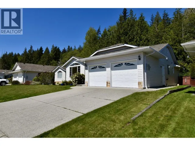 22 535 SHAW ROAD, Gibsons, British Columbia V0N1V8