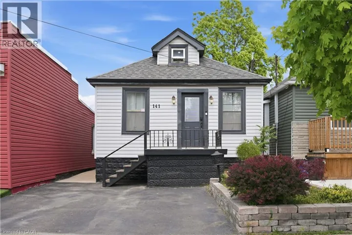 141 MCANULTY Boulevard, Hamilton, Ontario L8H3H6