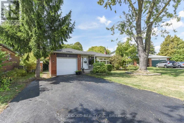11 DUDLEY PLACE, Brampton (Southgate), Ontario L6T3C2