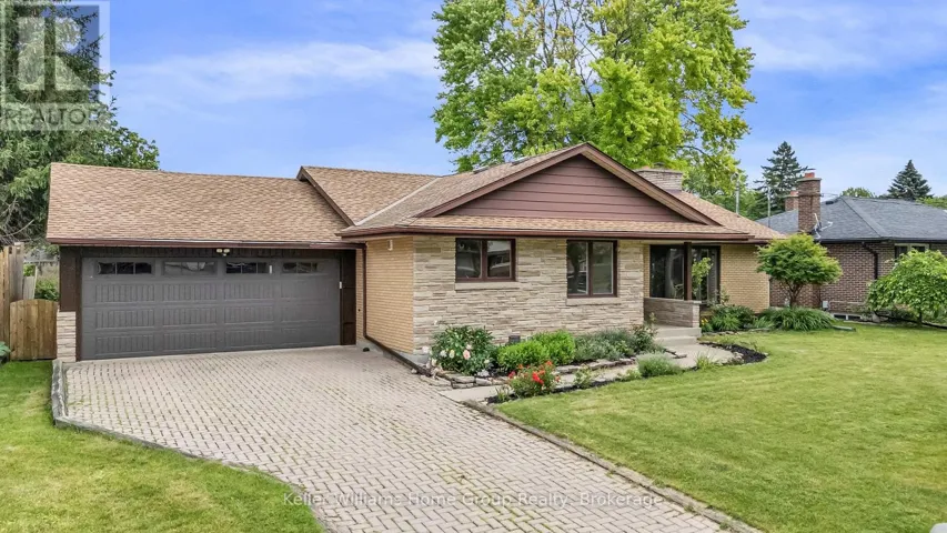58 REYBURN AVENUE, Kitchener, Ontario N2C2B2