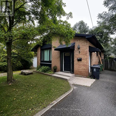 5 WATSON STREET, Toronto (Highland Creek), Ontario M1C1E2