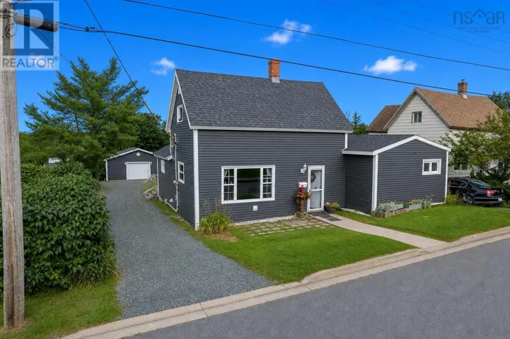 10 Cottage Street, Sydney Mines, Nova Scotia B1V2N4