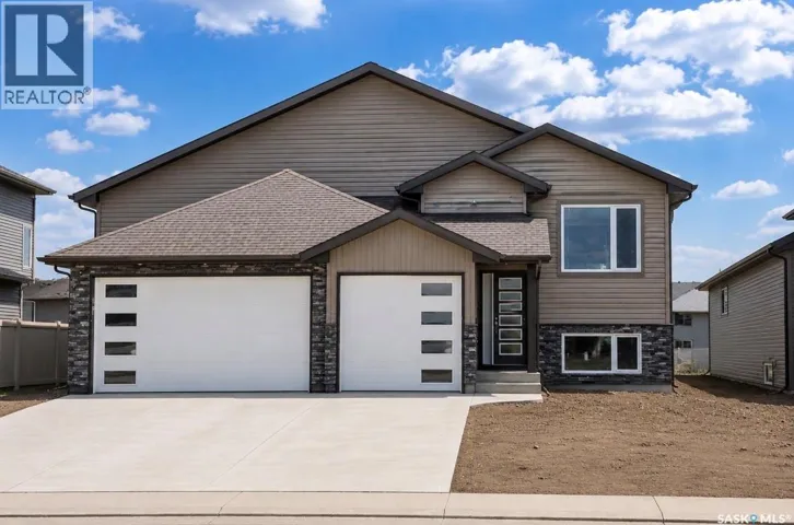 216 Veterans DRIVE, Warman, Saskatchewan S0K4S4