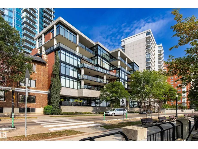 #401 11930 100 AV NW, Edmonton, Alberta T5K0K5