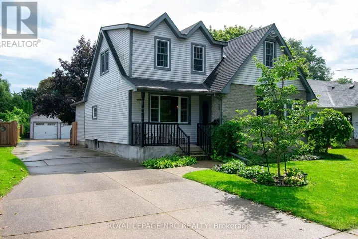 36 MAPLEWOOD DRIVE, St. Catharines (Vine/Linwell), Ontario L2M3P1