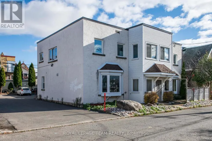213 DESROSIERS STREET, Ottawa, Ontario K1L7T2