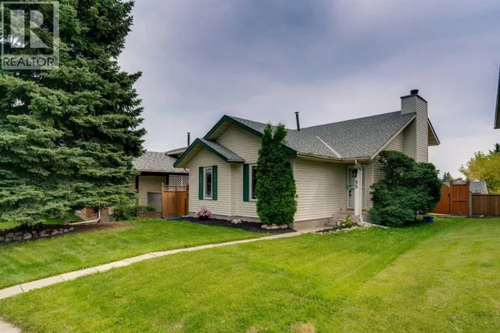 95 Shawglen Rise SW, Calgary, Alberta T2Y1Z2