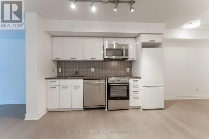 201 - 295 ADELAIDE STREET W, Toronto (Waterfront Communities), Ontario M5V1P7