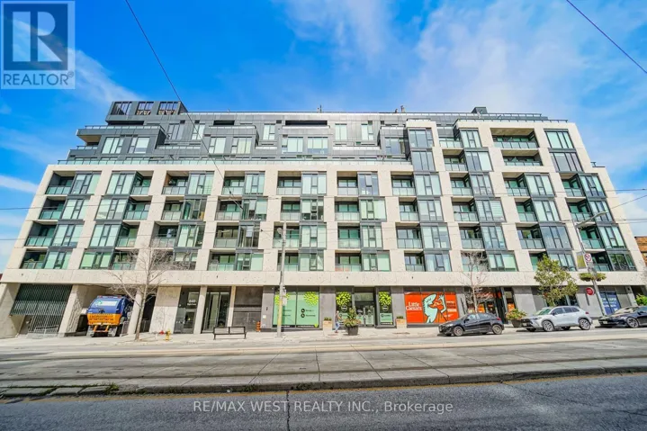 205 - 840 ST CLAIR AVENUE W, Toronto (Oakwood Village), Ontario M6C0A4