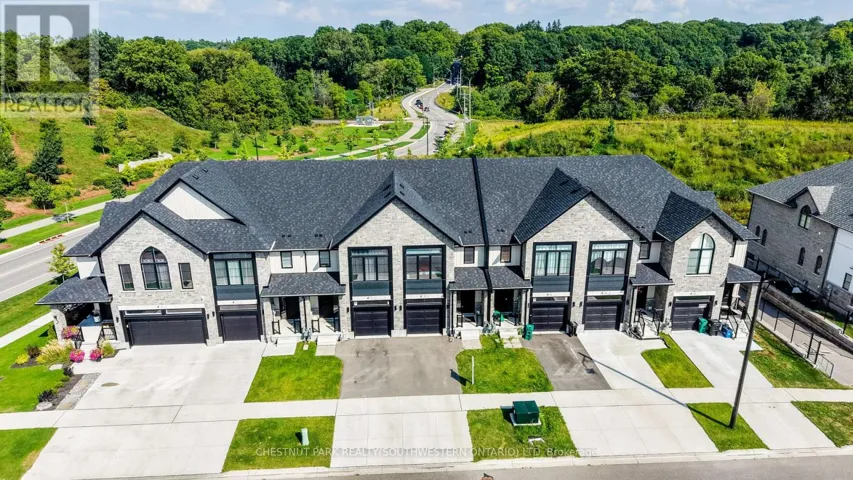 9 QUEENSBROOK CRESCENT, Cambridge, Ontario N1S0E5