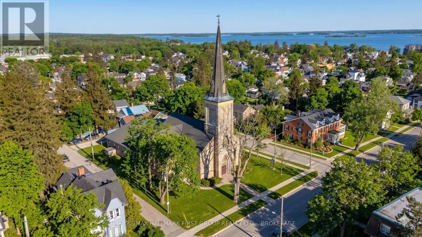 175 STONE STREET S, Gananoque, Ontario K7G2A2