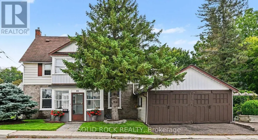 85 RENFREW AVENUE W, Renfrew, Ontario K7V2Y3
