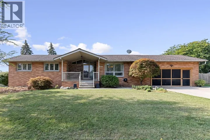 240 LAFFERTY, LaSalle, Ontario N9J1K3