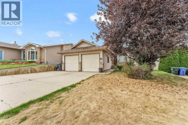 10 Redwood Place SE, Medicine Hat, Alberta T1B4A1