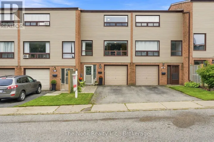27 THE BRIDLE PATH, Clarington (Bowmanville), Ontario L1C3W1
