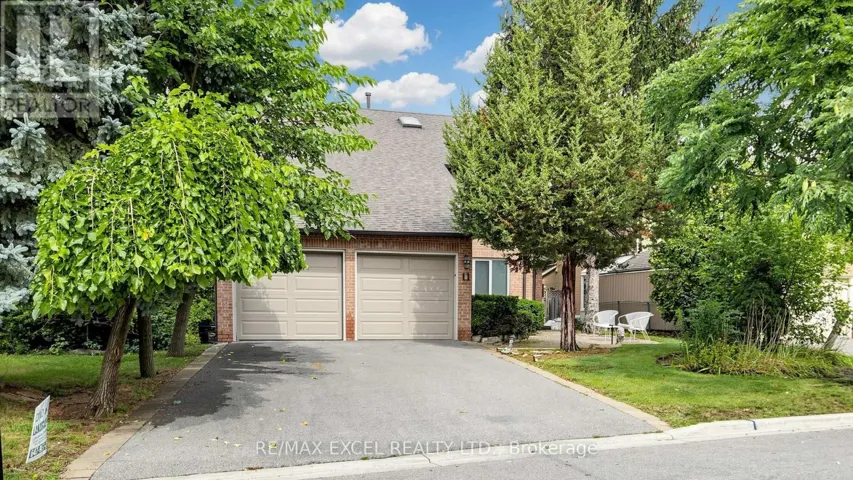 11 ALEXIS ROAD, Markham (Thornlea), Ontario L3T6Z2