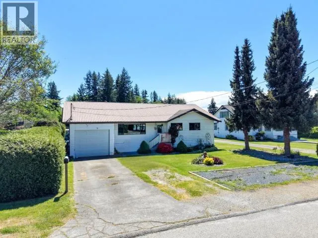 6060 LOIS STREET, Powell River, British Columbia V8A4T7