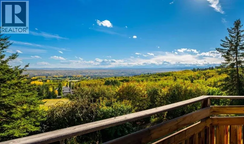 19 Westbluff Place, Rural Rocky View County, Alberta T3Z3N9