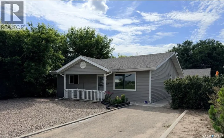 310 McKenzie STREET N, Outlook, Saskatchewan S0L2N0