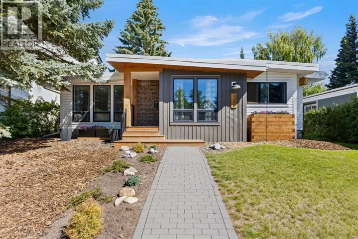 6236 Longmoor Way SW, Calgary, Alberta t3e5z7