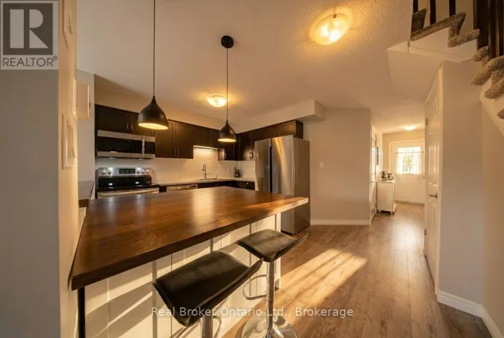 21 - 30 IMPERIAL ROAD S, Guelph (Willow West/Sugarbush/West Acres), Ontario N1K1Y1