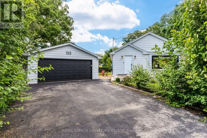 133 INGLEWOOD DRIVE, Oakville (CO Central), Ontario L6K1W8